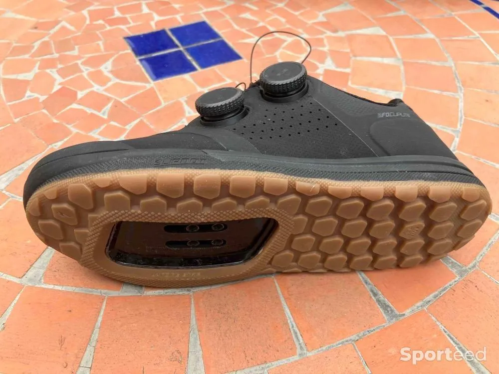 Chaussures de cyclisme d'occasion Ajouté le : 18/05/2023