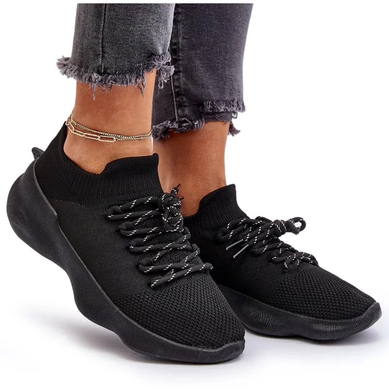 Chaussures de sport à enfiler Juhitha noires pour femmes le noir