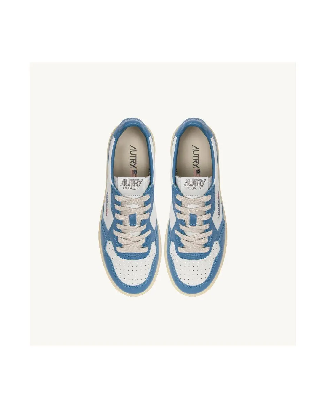 SNEAKERS MEDALIST CUIR BICOLORE BLANC ET BLEU CIEL - Autry | Chez Maman Rouen