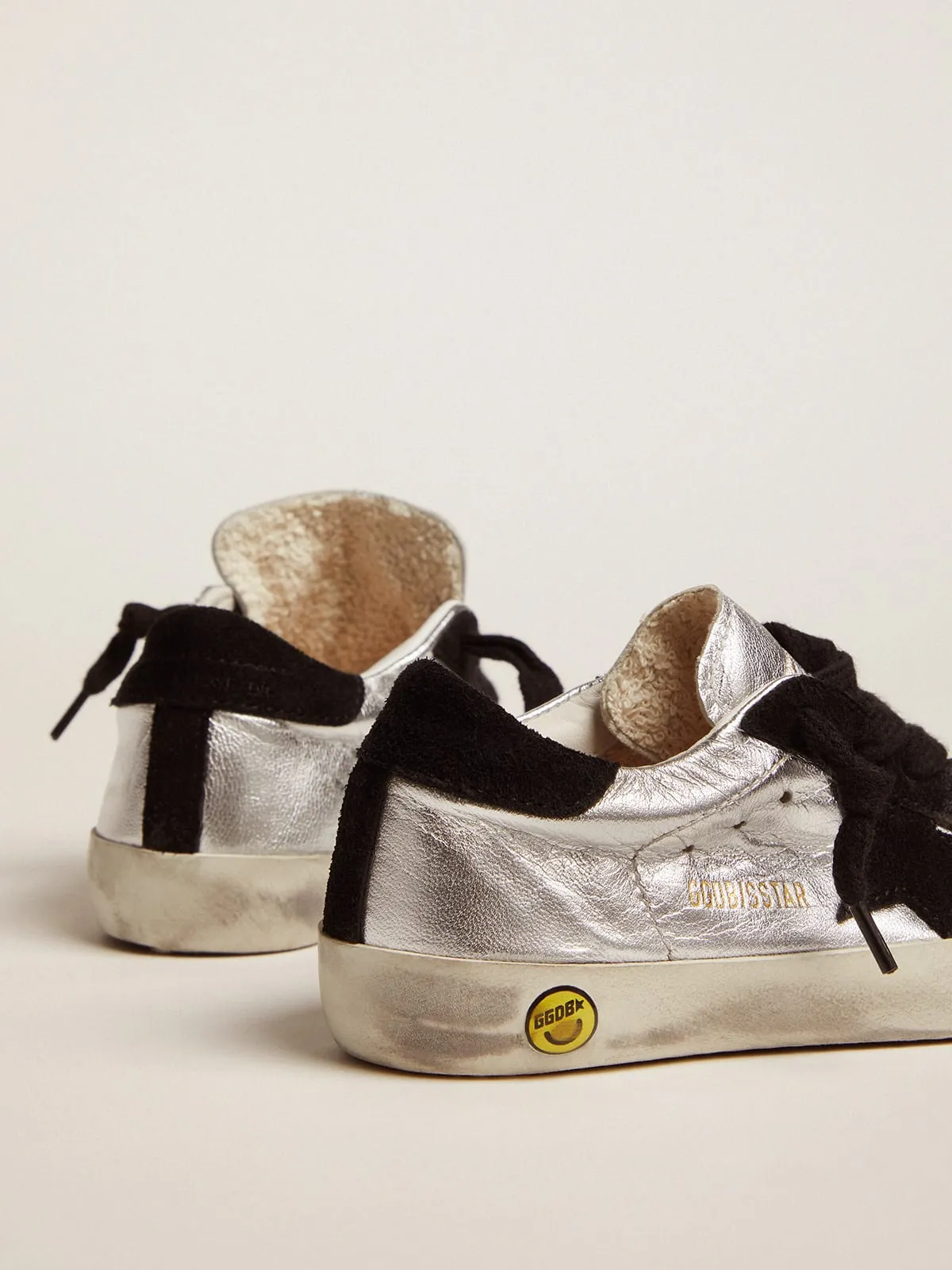 Sneakers Super-Star en cuir argenté avec empiècements en daim | Golden Goose